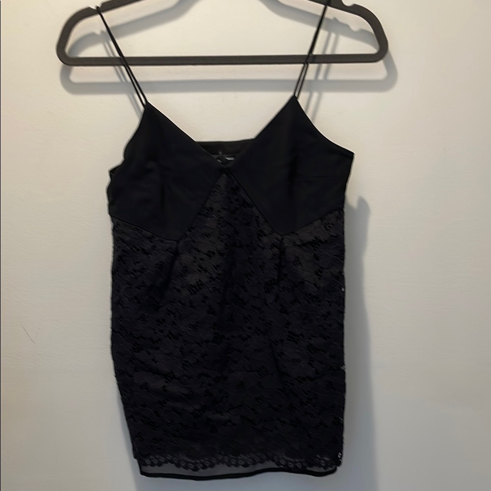 Club Monaco lace camisole tank top in size 0